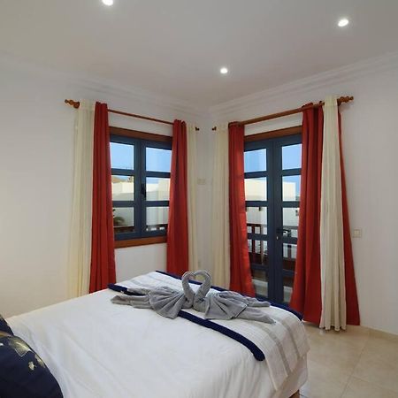 Moderno Y Elegante Apartamento Centrico Con Balcon Playa Blanca  Exterior photo